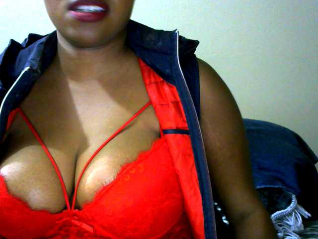 Broadcast Screenshots EbonyBooty