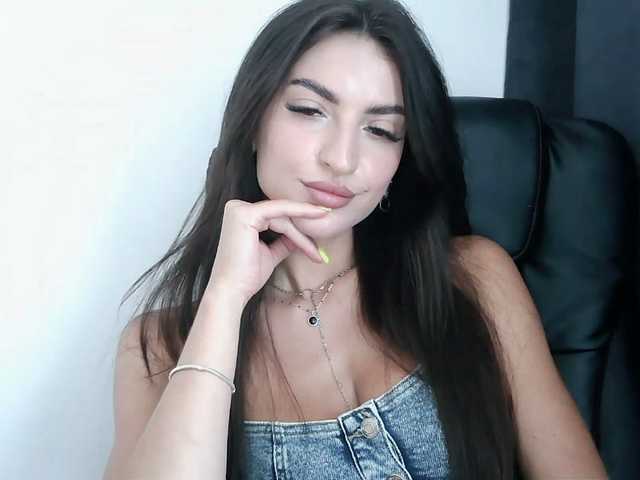 Broadcast Screenshots ElenaPretty