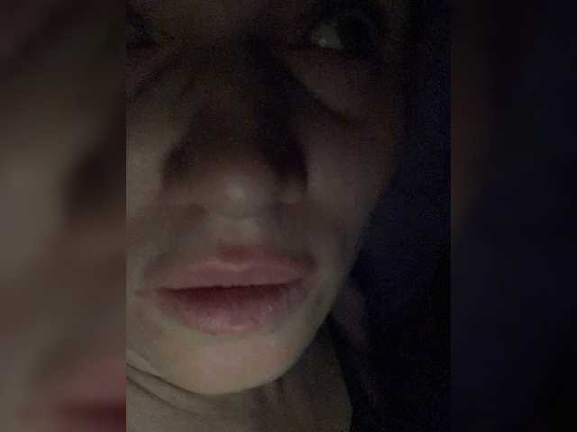 Broadcast Screenshots Milka_Milf