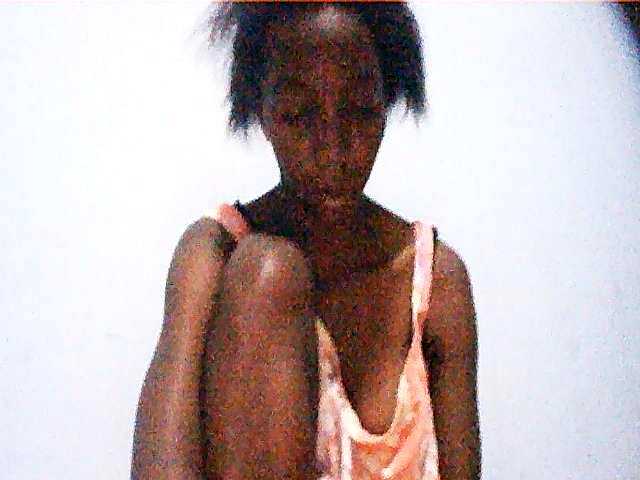 Broadcast Screenshots ElianeXhot