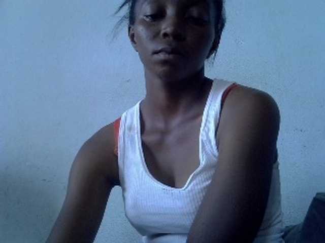 Broadcast Screenshots ElianeXhot