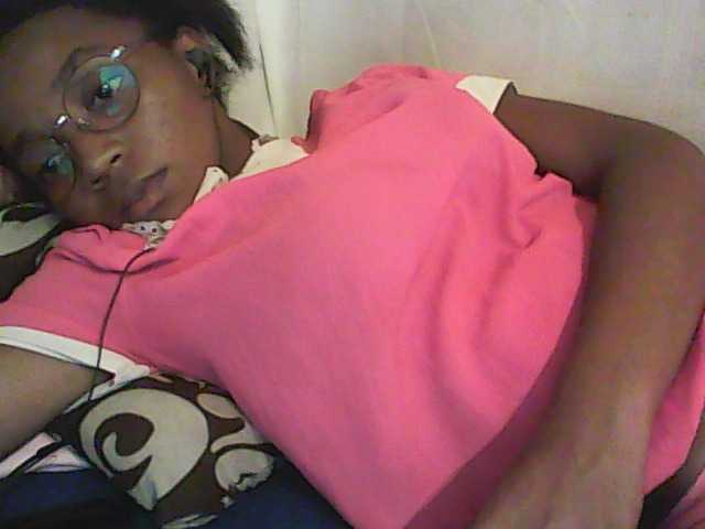 Broadcast Screenshots ElianeXhot