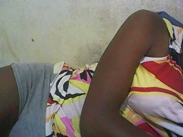 Broadcast Screenshots ElianeXhot