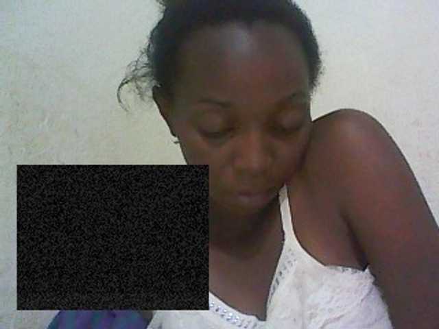 Broadcast Screenshots ElianeXhot