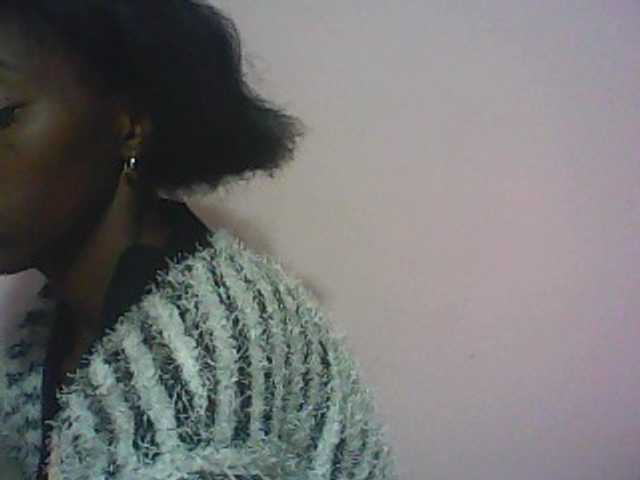 Broadcast Screenshots ElianeXhot