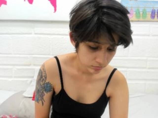 Broadcast Screenshots Elliot-ferri