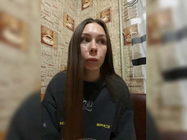 Broadcast Screenshots Elsa-22