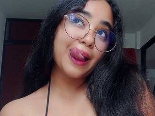 Erotisk videochat ElynDavidson