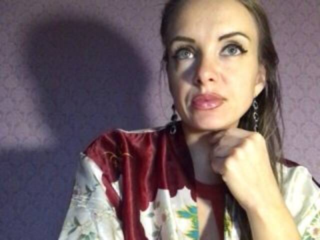 Broadcast Screenshots ElyaElya