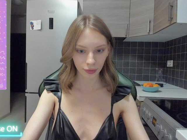 Broadcast Screenshots lallyhoney