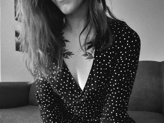 Erotisk videochat EmilieEdelana