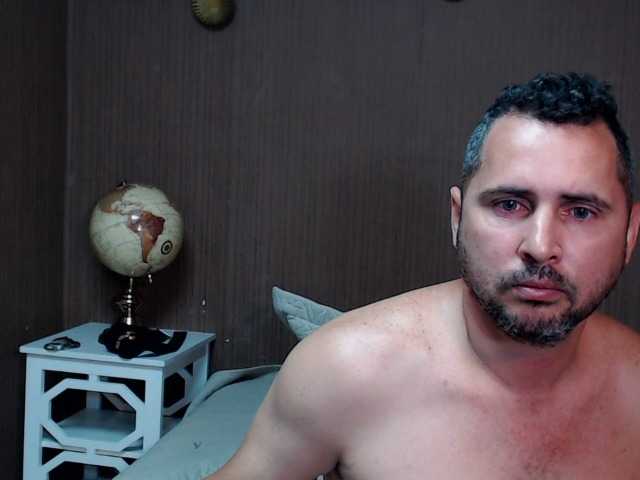 Broadcast Screenshots emily-ethan