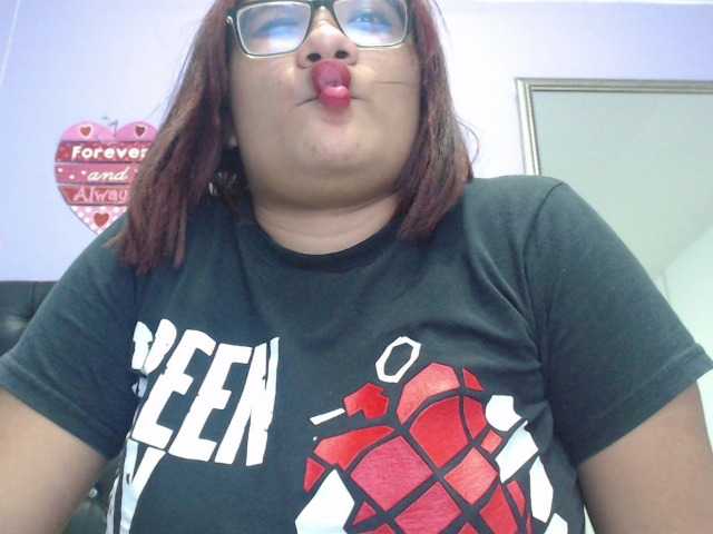 Broadcast Screenshots Emilyytaylor