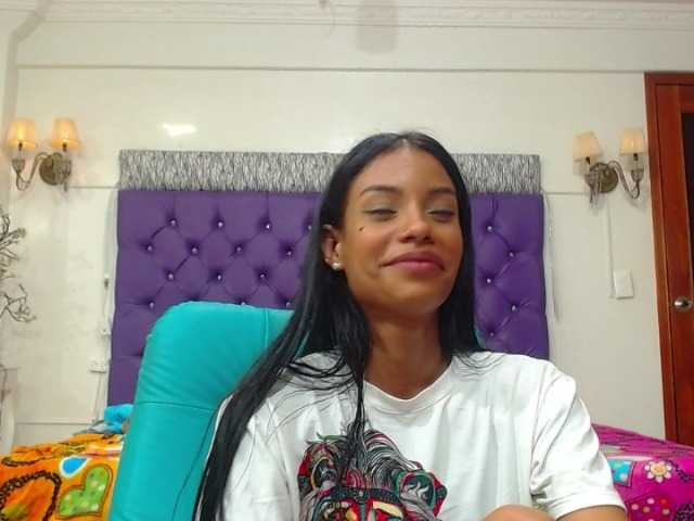 Broadcast Screenshots emma-smith