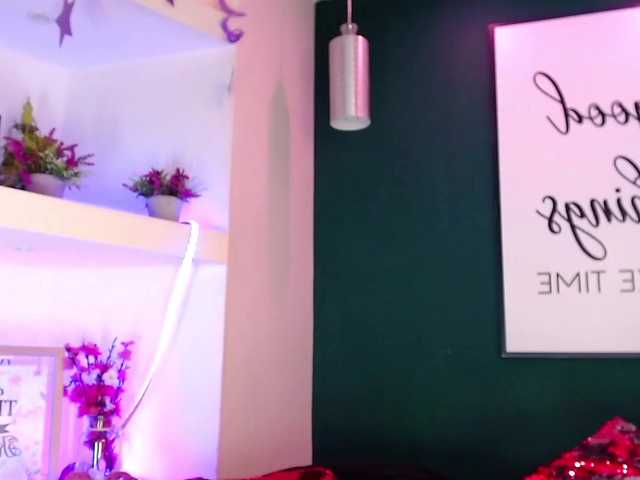 Broadcast Screenshots EmmaFoster