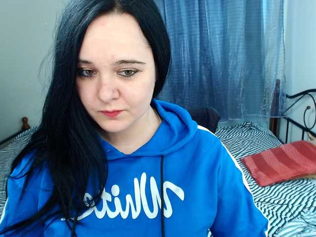 Broadcast Screenshots ErinLovsky