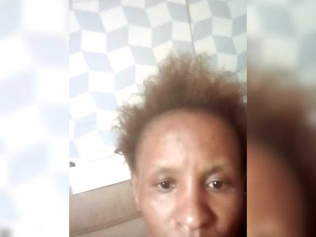 Broadcast Screenshots EulaliaLaurie