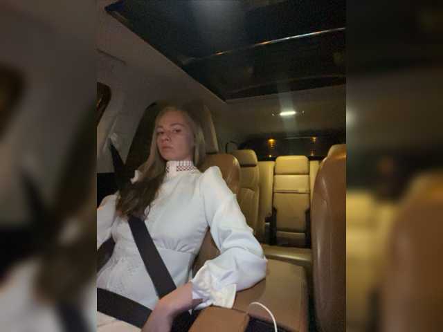 Broadcast Screenshots MissEva