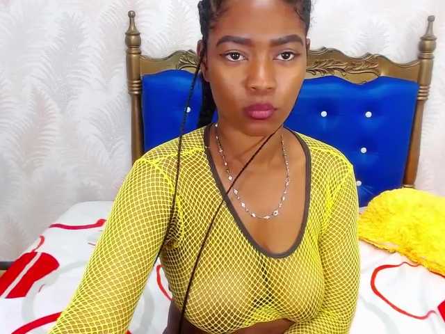 Fotos evelynheather welcome guys come n see me #naked #wild #naughty im a #ebony #latina #kinky enjoy with me in #pvt or just tip if u like the view #dildo #anal #blowjob #deepthroat #CAM2CAM