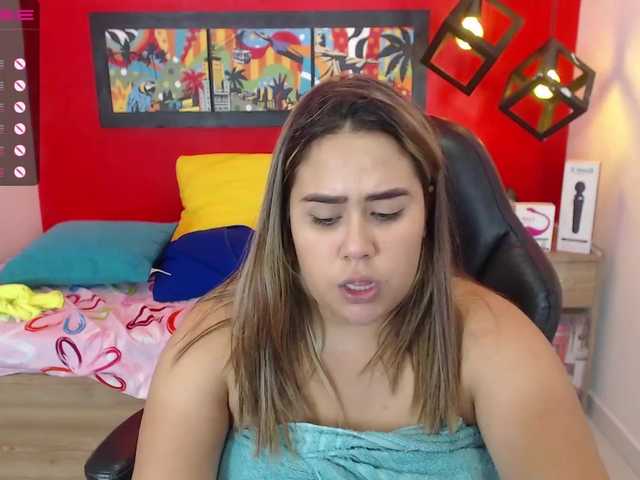 Broadcast Screenshots EvenynMonroe