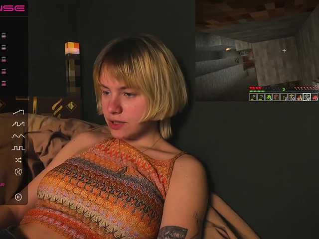 Broadcast Screenshots FapClubFam