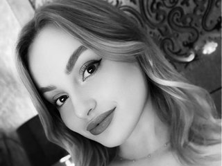 Erotisk videochat FloraGreys