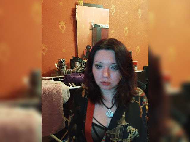 Fotos FoxxyLove69 Dirty talk and simple conversation 60 tokens, type of goal 1500 I do strip shows and squirt shows for everyone. Any of your desires are completely private.