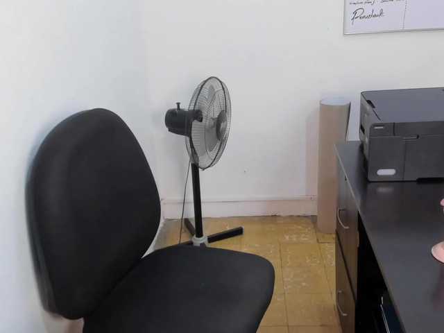 Broadcast Screenshots francesca-lar