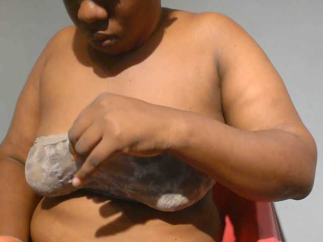 Broadcast Screenshots Freakyslut5