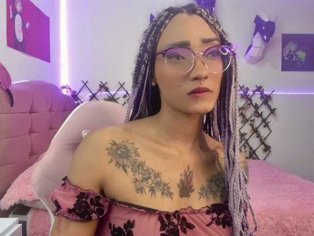 Broadcast Screenshots Gabrielle-fox