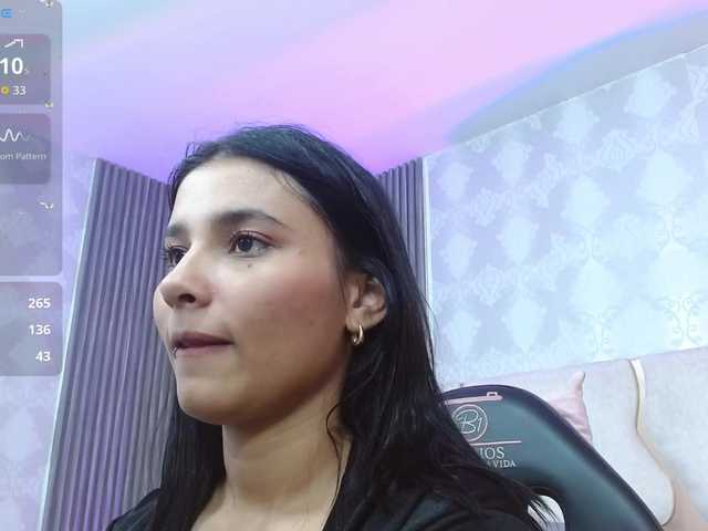 Broadcast Screenshots Gaby-tay1