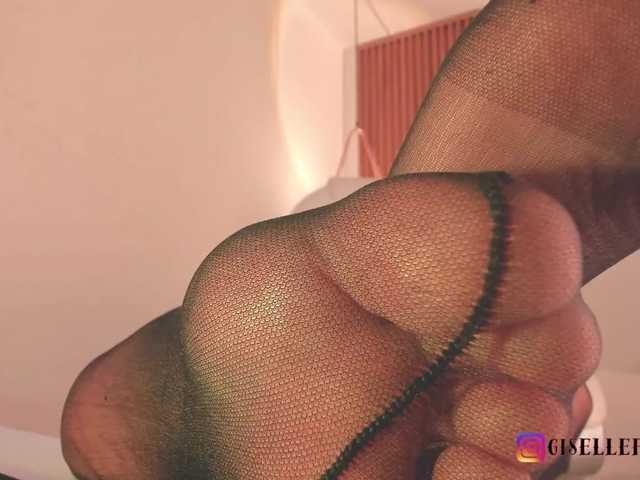 Fotos gigifontaine Your new dream in pantyhose is here! come add me Fav and enjoy me !! #pantyhose #mistress #feet #squirt #bigpussy