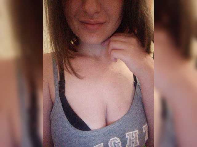 Broadcast Screenshots GinaNeon