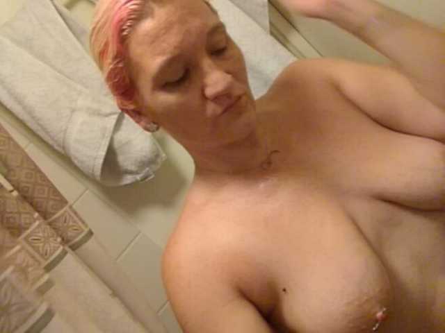 Broadcast Screenshots Glittermo