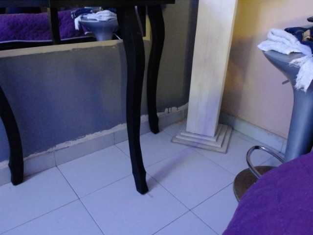 Broadcast Screenshots Hanna09