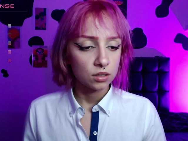 Broadcast Screenshots HazelBlair-