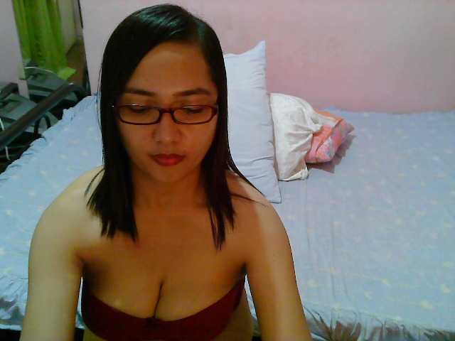 Broadcast Screenshots hillarycute