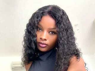 Erotisk videochat Hornylilbirdie