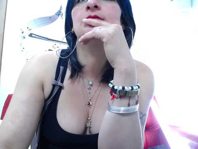 Broadcast Screenshots HornyMilff