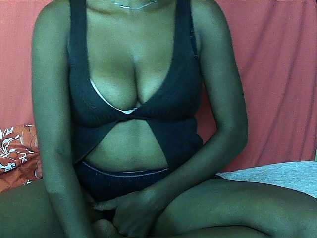 Broadcast Screenshots sexy-frayah