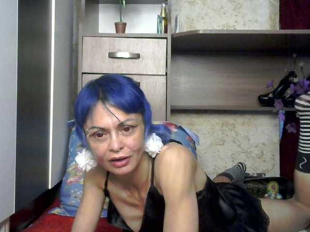 Fotos Icecandyshoko Hi)))I'm Candy))) write private messages and chat 2 tokens))) adding friends and mutual subscription I have a lot of different shows)))#piercings and tattoos# fetishes#flexing#deep throat#bdsm# ask)))) I don't watch cameras for free