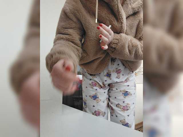 Broadcast Screenshots -Isabella-