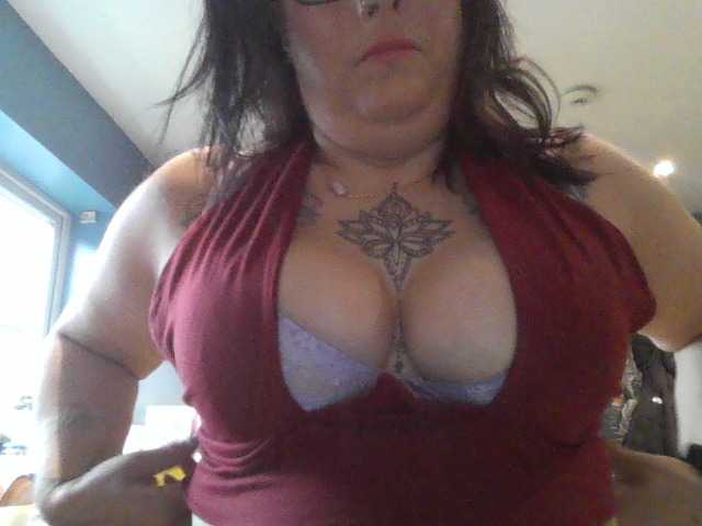Broadcast Screenshots Ivyivybelle84