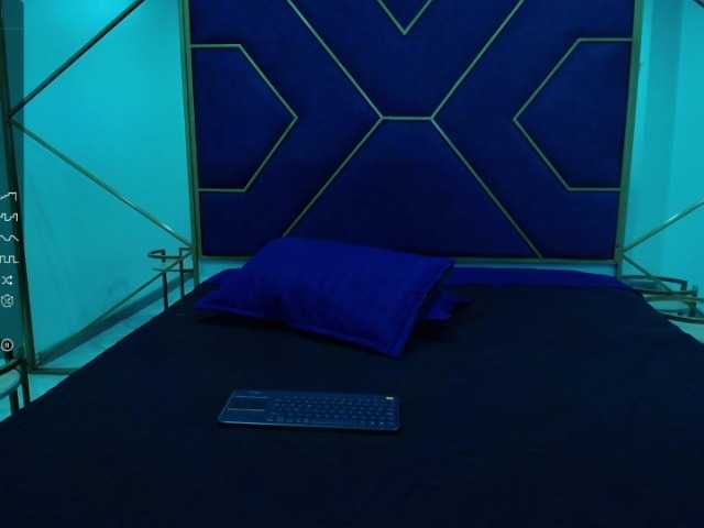 Broadcast Screenshots Jack-N-Pamela