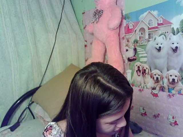 Broadcast Screenshots Jenn22