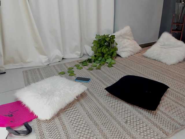 Broadcast Screenshots JessieJay