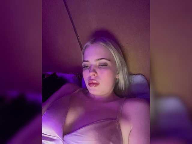 Broadcast Screenshots jessikasmith