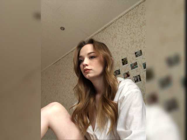 Broadcast Screenshots judeecouture