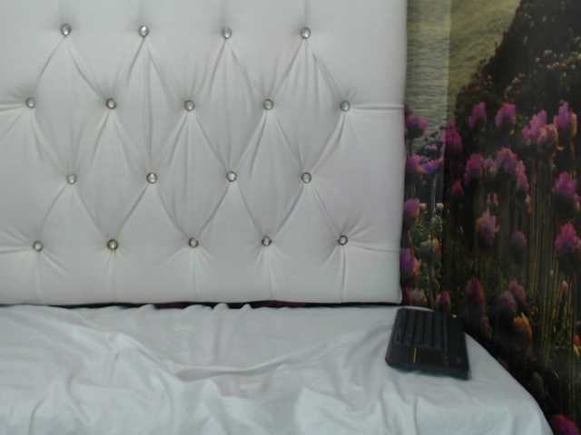 Broadcast Screenshots JuliaReeves