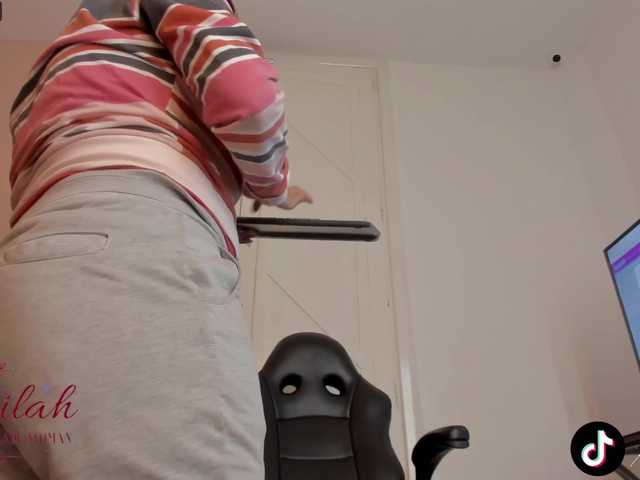 Fotos Kammilah1 Help me squirt faster with 666Handjob video! Repeating Goal: MULTISquirtshow